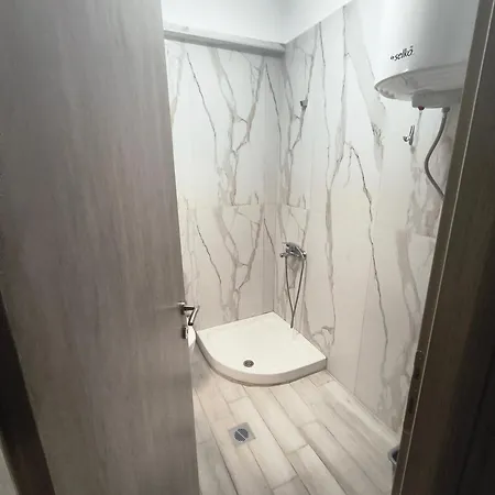 & Vasiliki Apartment *