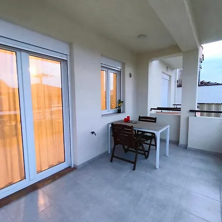 & Vasiliki Apartment *