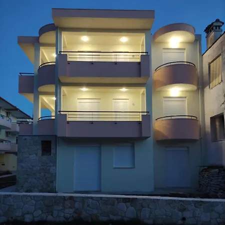 & Vasiliki Kallithea (Chalkidiki)